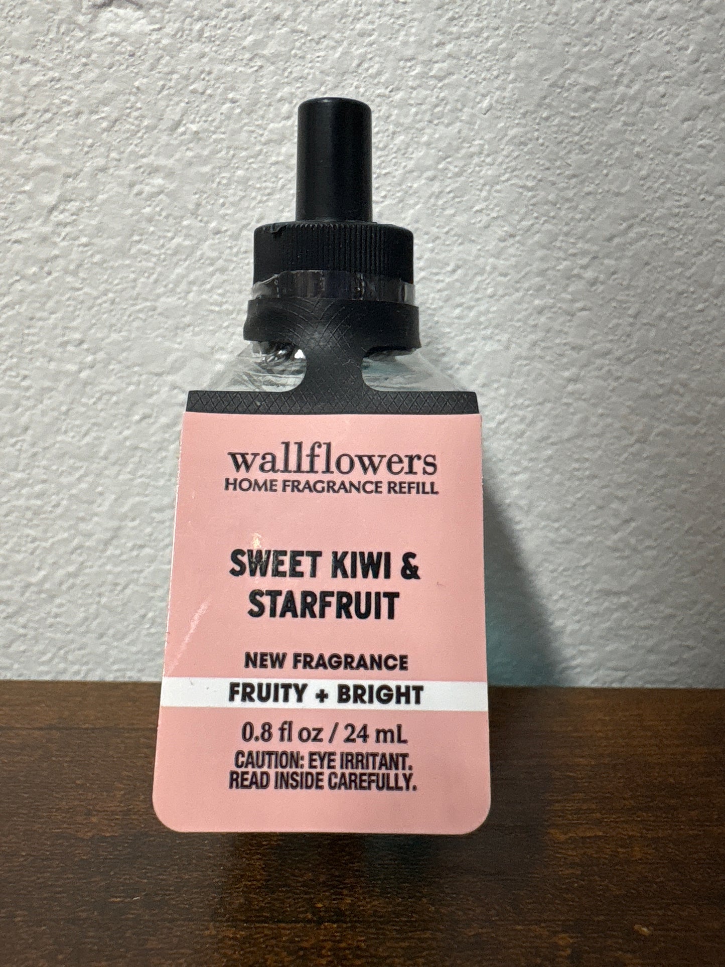 Wallflowers Sweet Kiwi and Starfruit