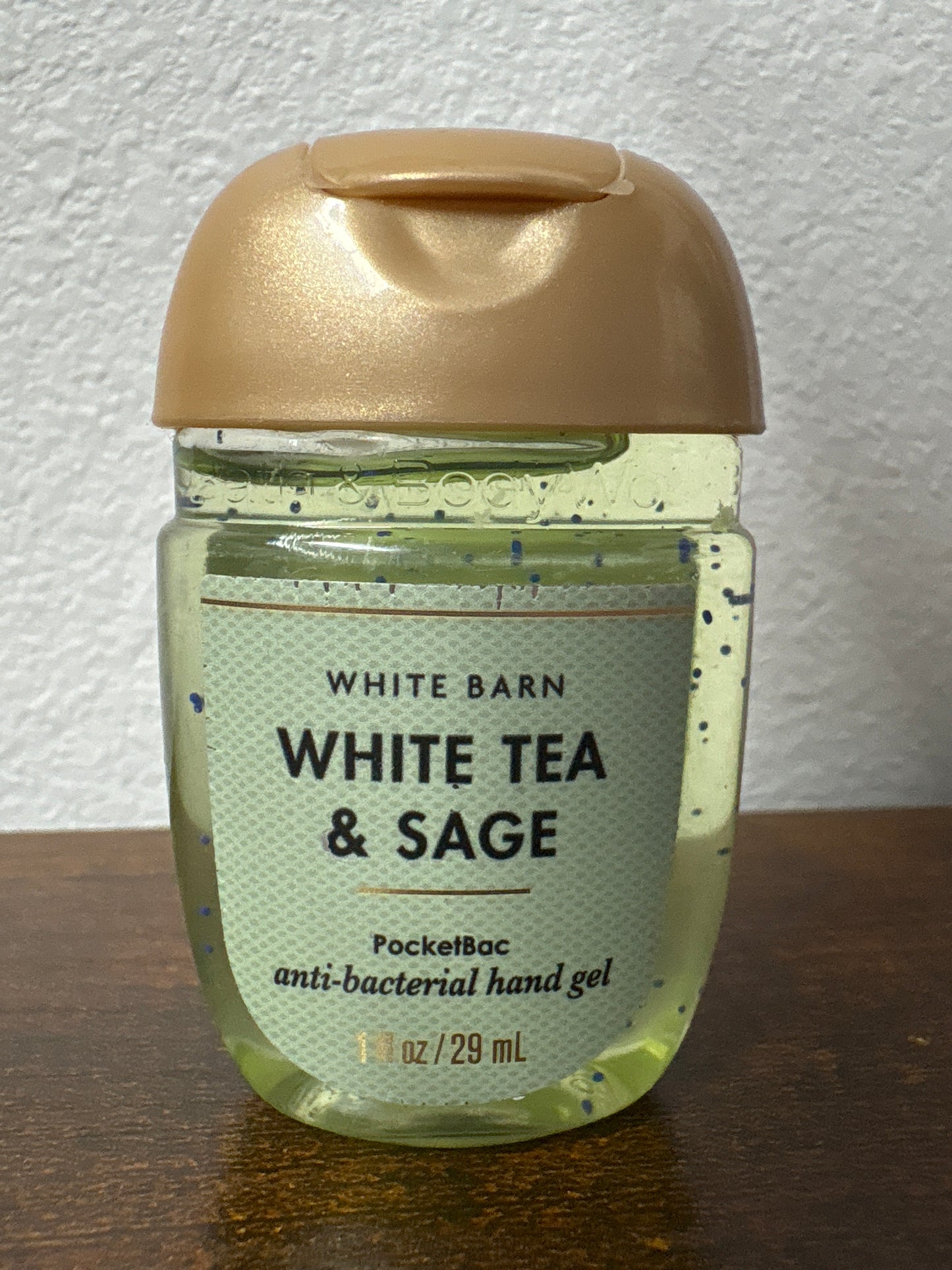 Bath and body works White Tea e Sage hand gel