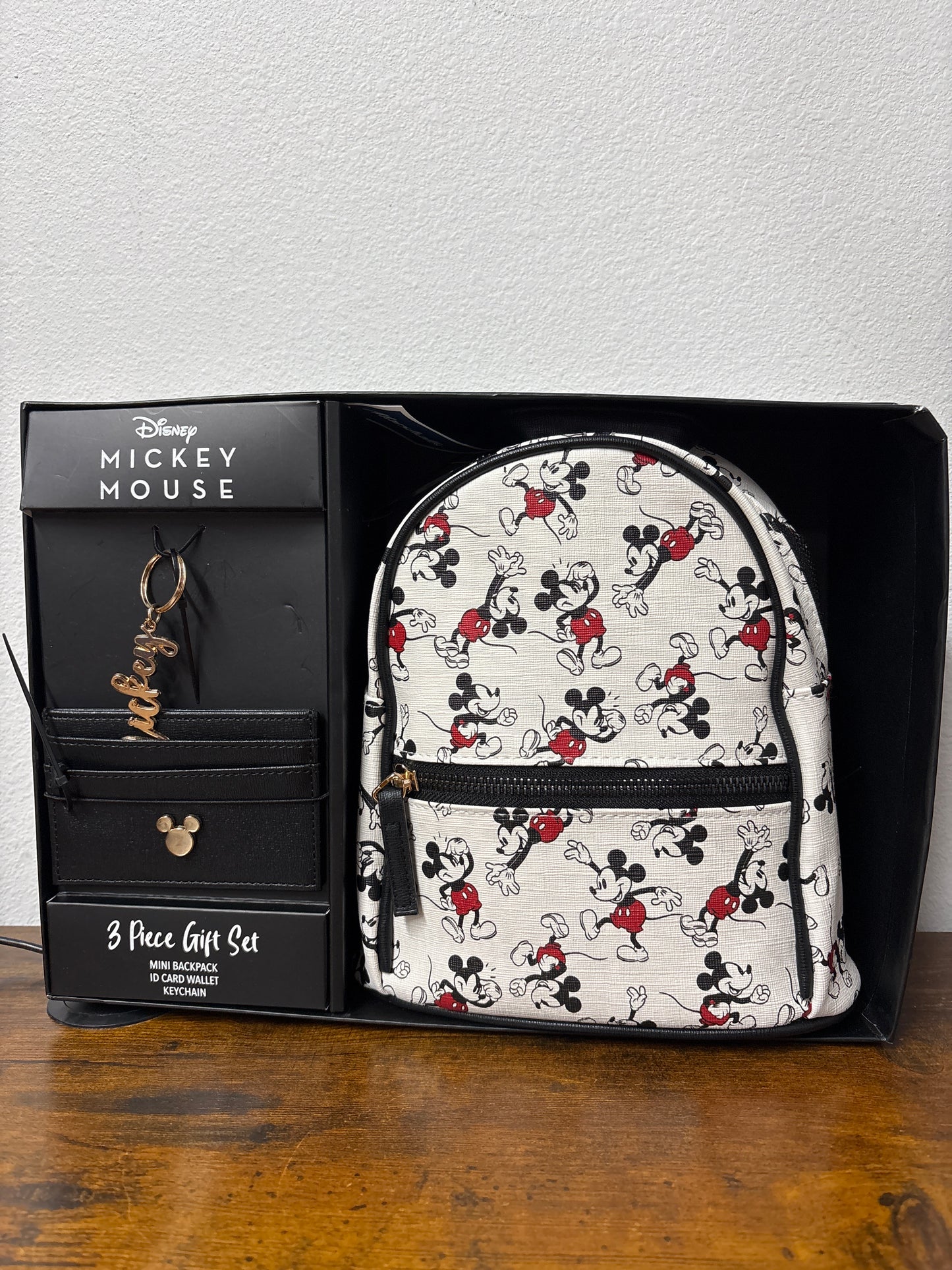 Disney Mickey Mouse 3 piece gift set