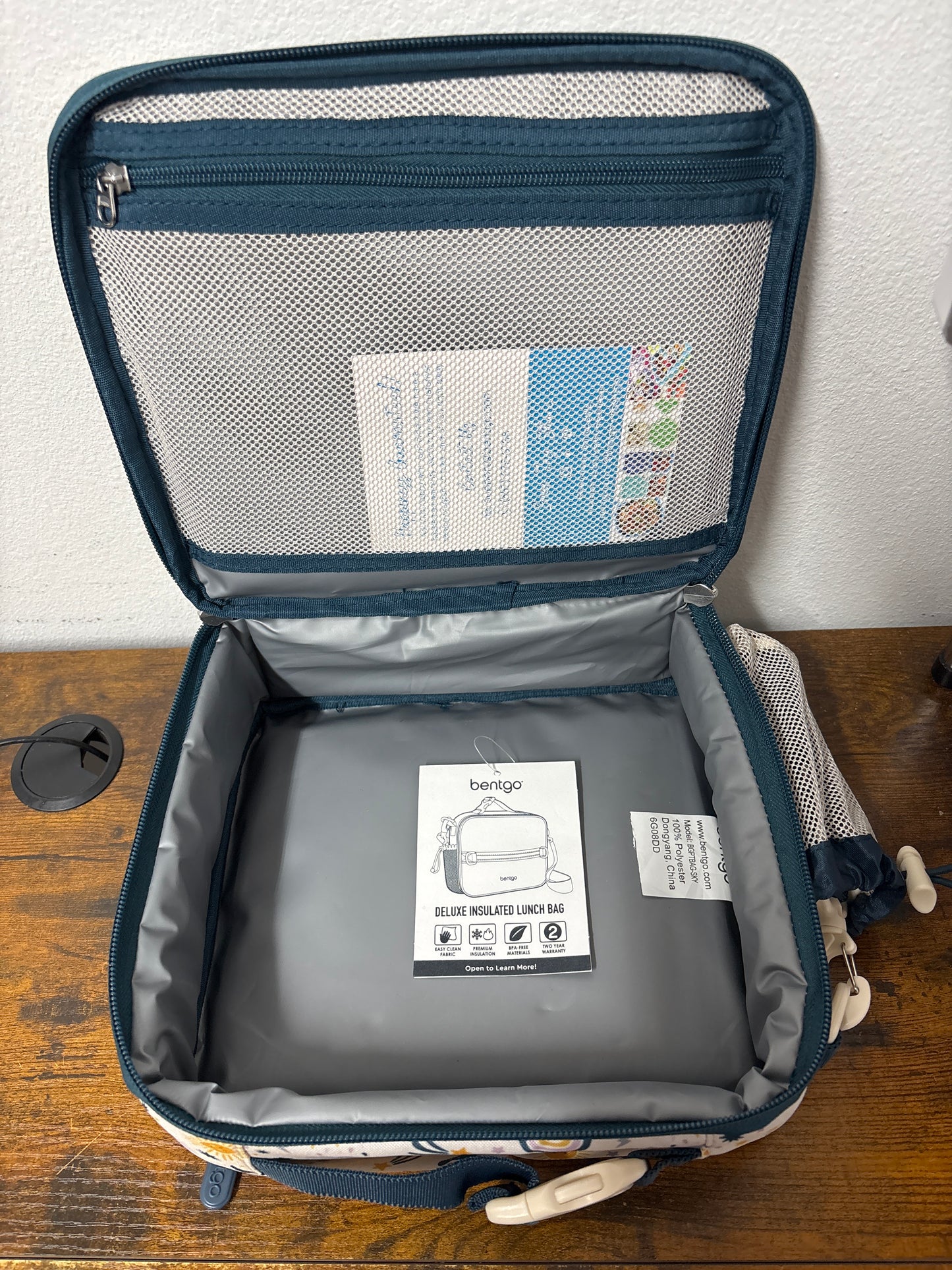 Bentgo deluxe insulated lunch bag