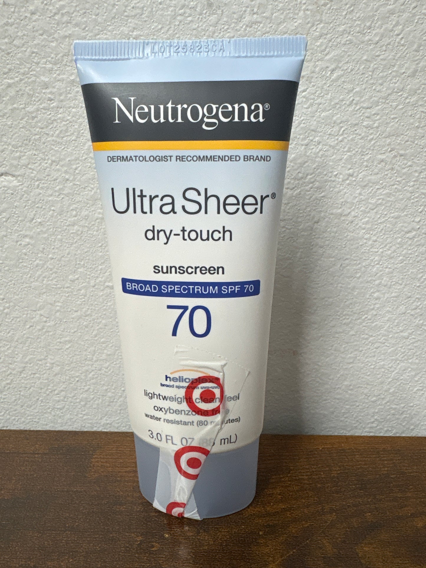 Neutrogena Ultra Sheer sunscreen 70 3floz