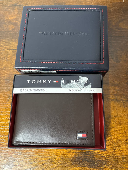 Tommy Hilfiger wallet