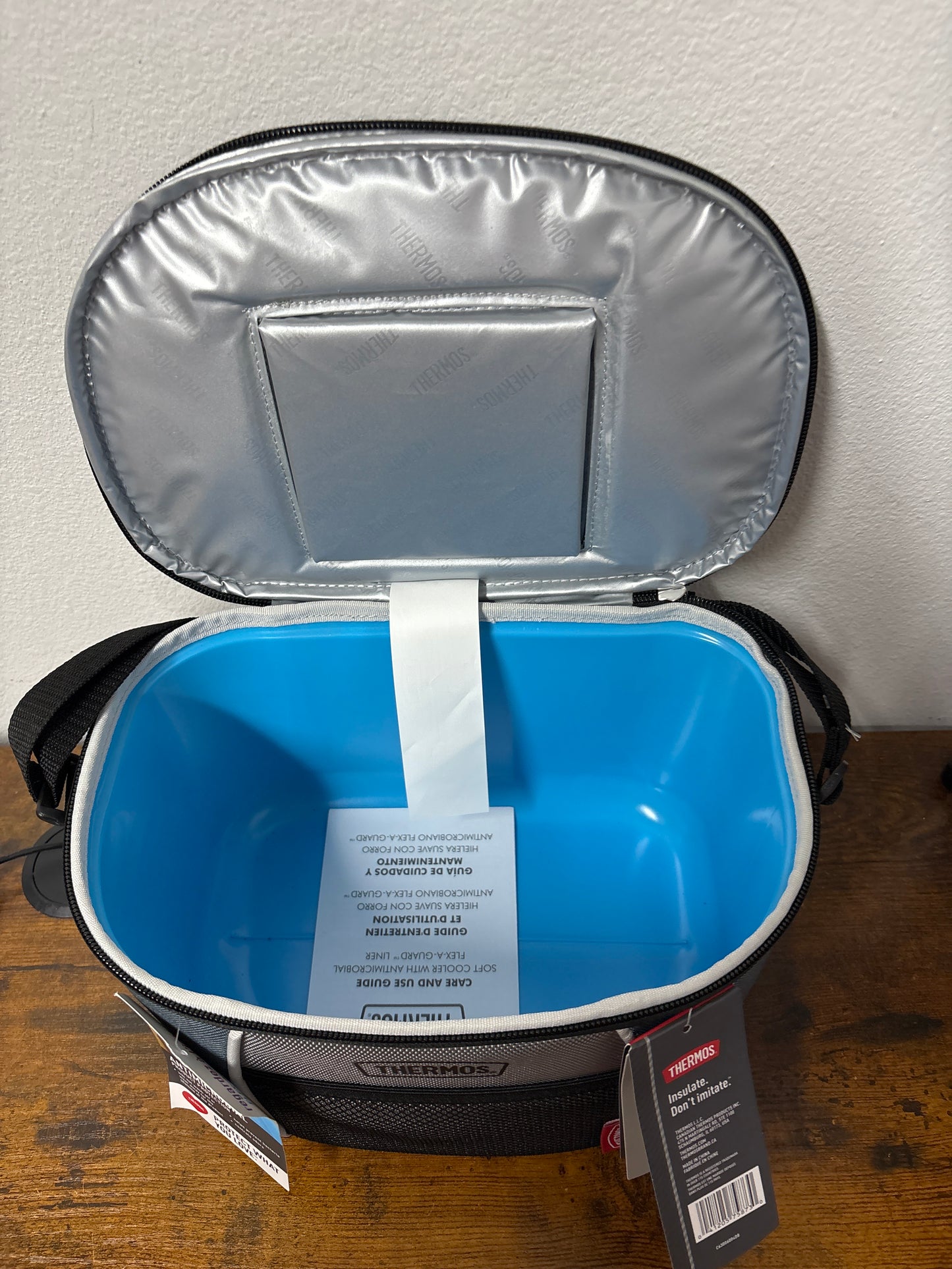 Thermos cooler antimicrobial