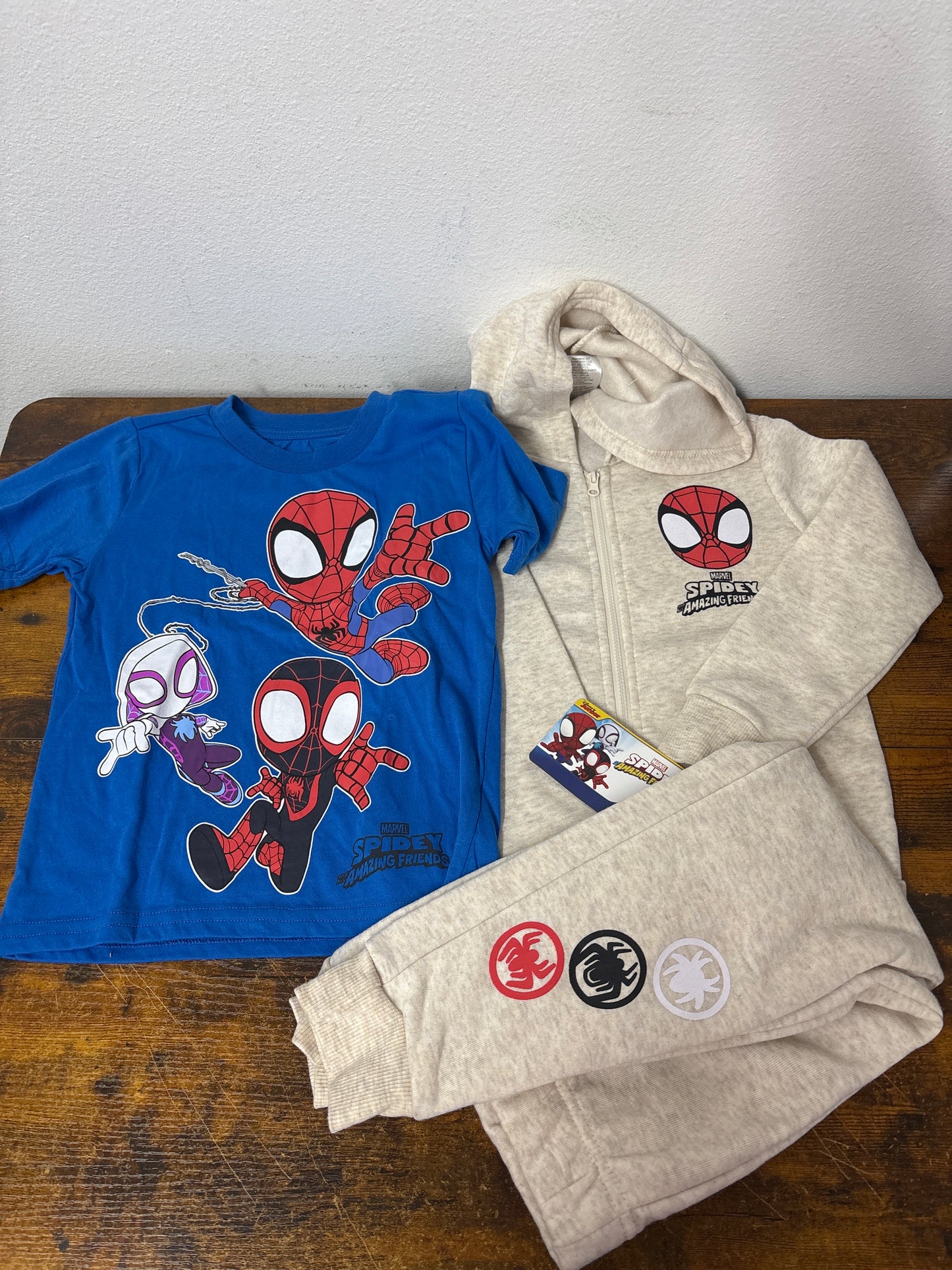 Marvel spider man tam 4t conjunto 3 peças moletom e camiseta