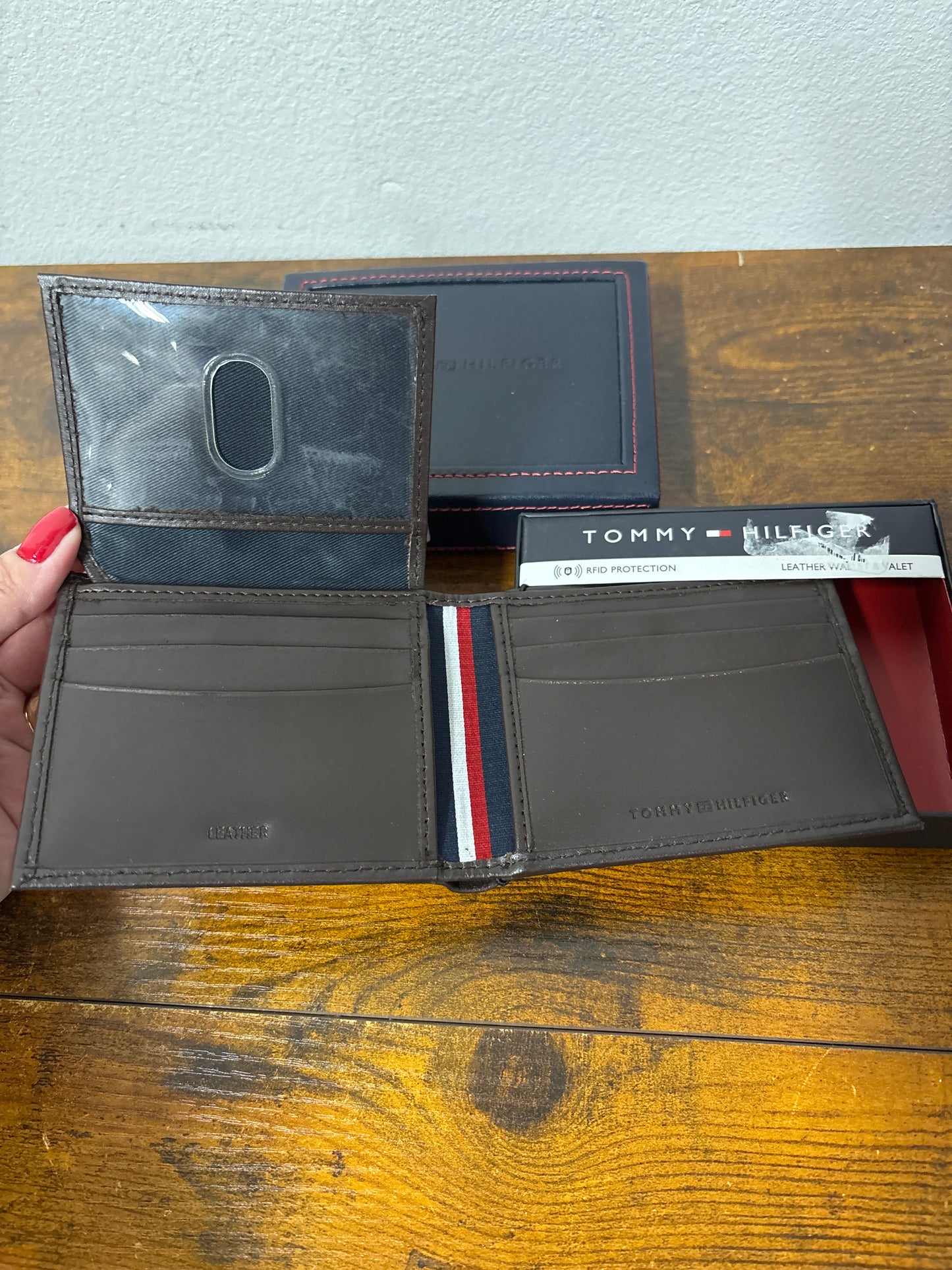 Tommy Hilfiger wallet