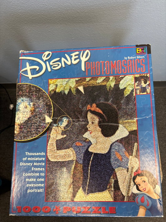Disney photomosaics snow white puzzle 1000pcs - used
