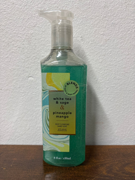 Bath and body works hand soap 8floz