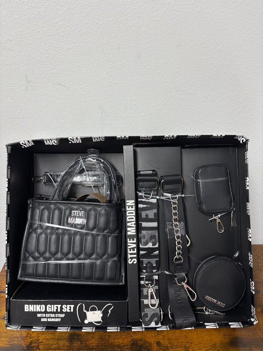Steve Madden Bniko gift set 5 peças